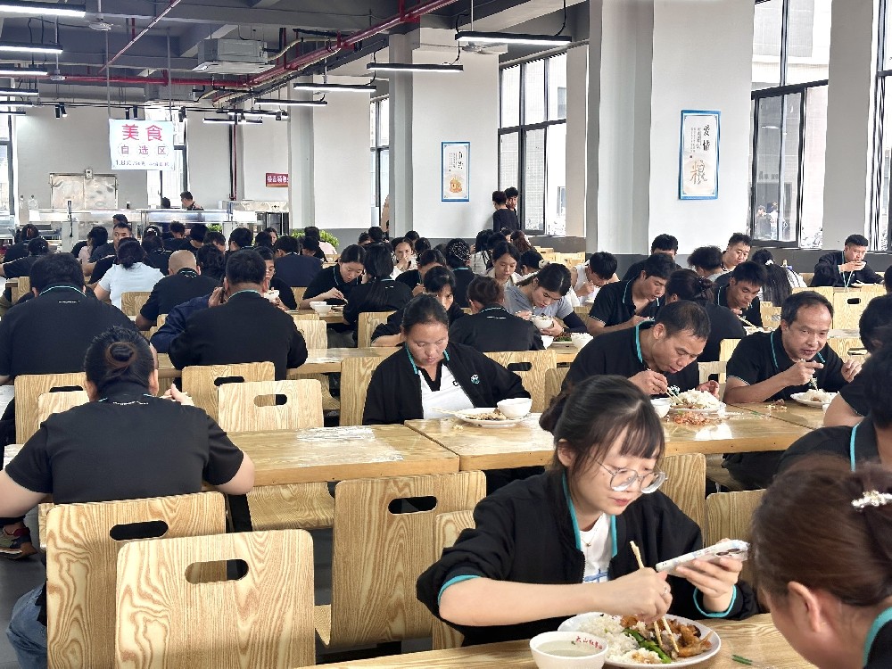 食堂承包 | 千人级工厂食堂健康餐方案 适配高强度工作需求